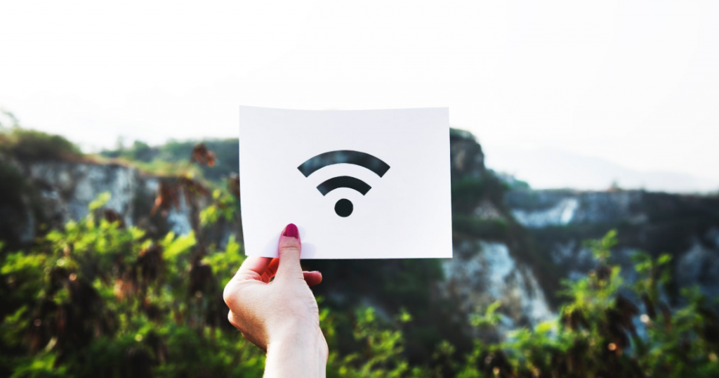 How to Extend WiFi Range Outside via Your Laptop